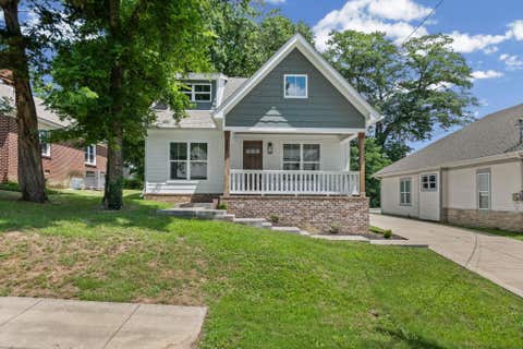 Photo of 205 MCCOWAT ST, Jackson, TN 38301 (MLS # 10223825)