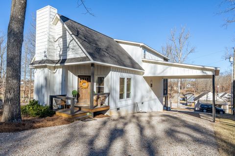 Photo of 115 HOLIDAY HILLS LN, Counce, TN 38326 (MLS # 10212842)