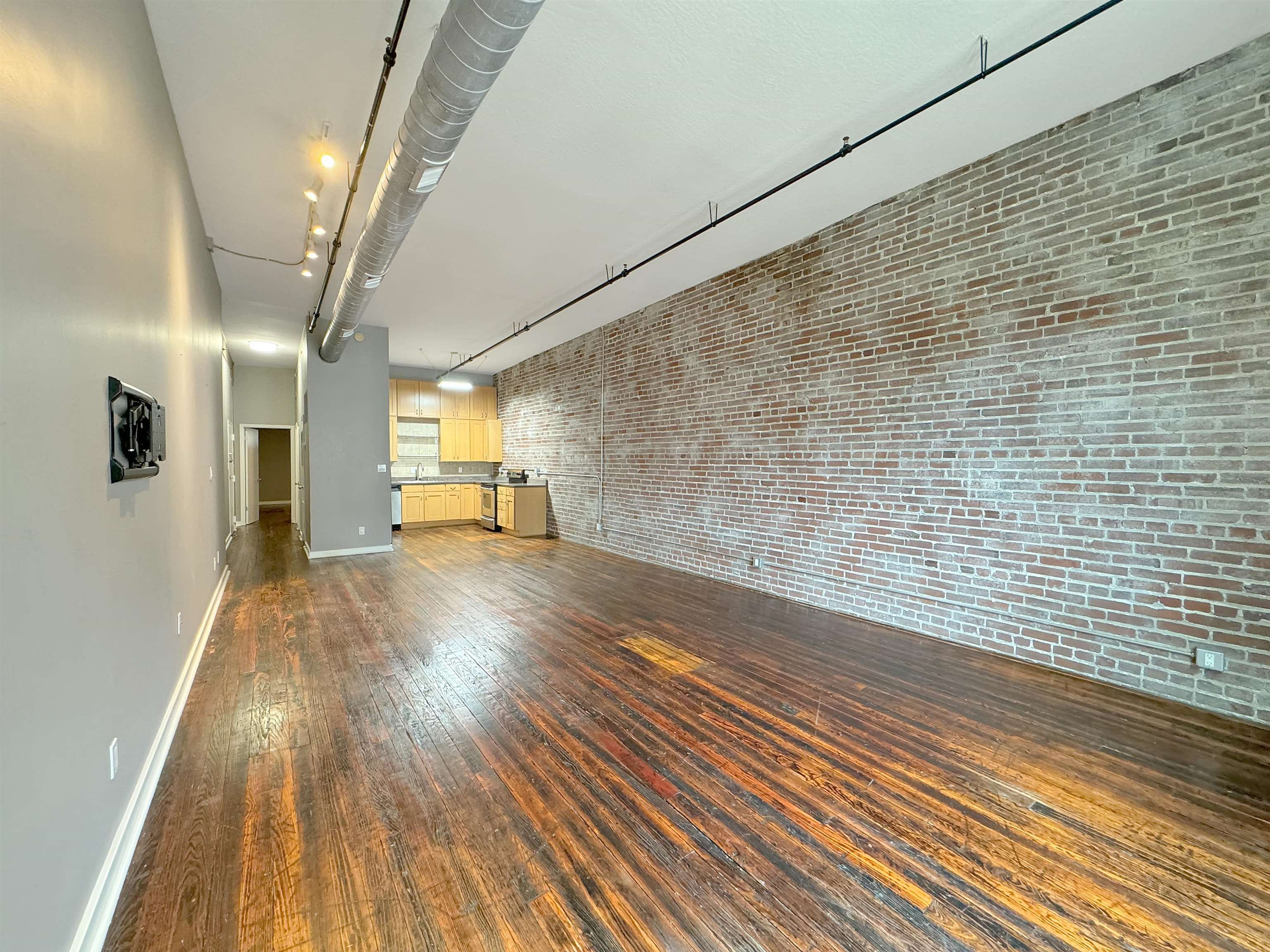 Memphis, Tennessee 38103, United States, 1 Bedroom Bedrooms, ,1 BathroomBathrooms,Residential,Active,2332