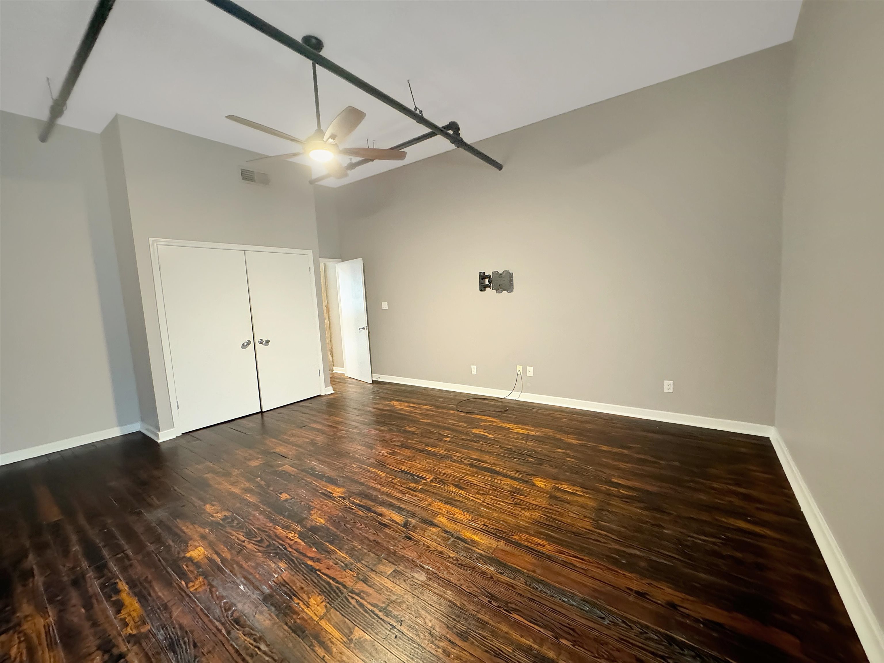 Memphis, Tennessee 38103, United States, 1 Bedroom Bedrooms, ,1 BathroomBathrooms,Residential,Active,2332