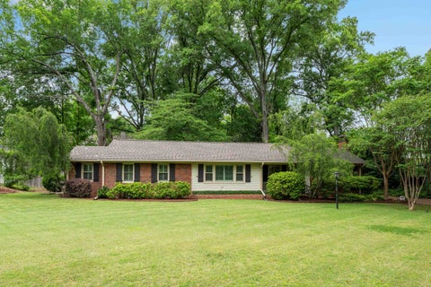 Photo of 4898 COLE RD, Memphis, TN 38117 (MLS # 10229122)