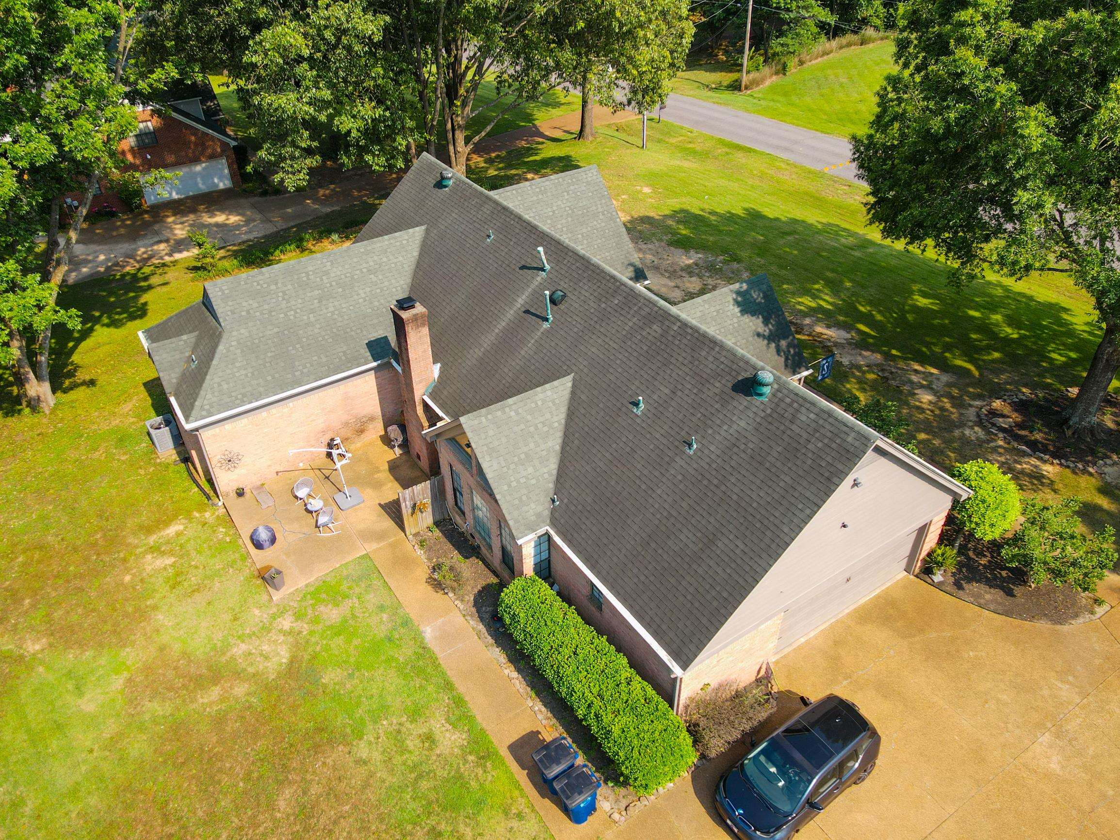 Photo 2 of 25 of 8632 WINDERSGATE DR house