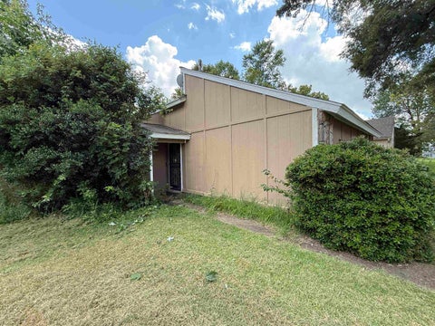 Photo of 6209 RIDGELINE DR, Memphis, TN 38115 (MLS # 10226309)