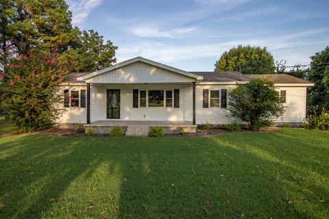 Photo of 7939 LIGHTFOOT LUCKETT RD, Henning, TN 38041 (MLS # 10228933)