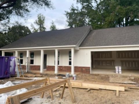 Photo of 1820 INDIAN CREEK RD, Brighton, TN 38011 (MLS # 10203063)