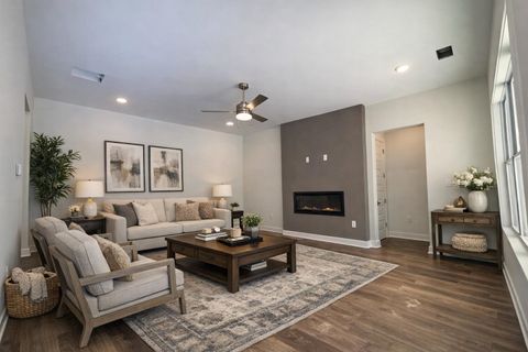 Photo of 125 LIVE OAK CV, Oakland, TN 38060 (MLS # 10208643)