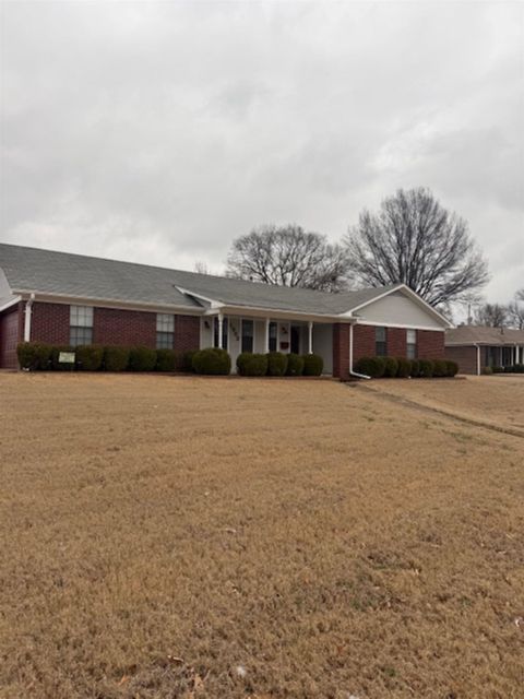 Photo of 1932 ALCY RD, Memphis, TN 38114 (MLS # 10215028)