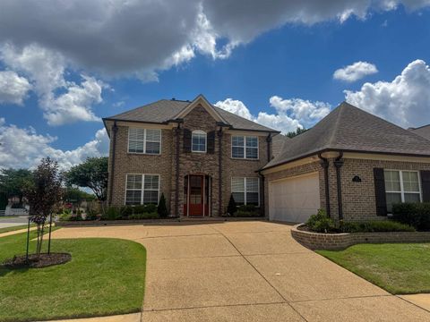 Photo of 192 E PORTER RUN DR E, Collierville, TN 38017 (MLS # 10223763)