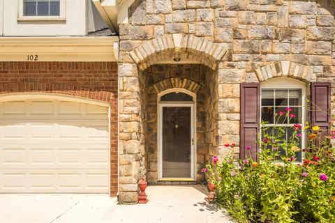 Photo of 1601 DEXTER GROVE CT 102 #102, Cordova, TN 38016 (MLS # 10226778)