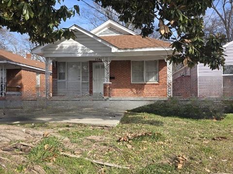 Photo of 1748 ELDRIDGE ST, Memphis, TN 38108 (MLS # 10215311)