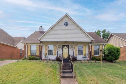 Photo of 1691 DEXTER LN, Memphis, TN 38016 (MLS # 10229858)
