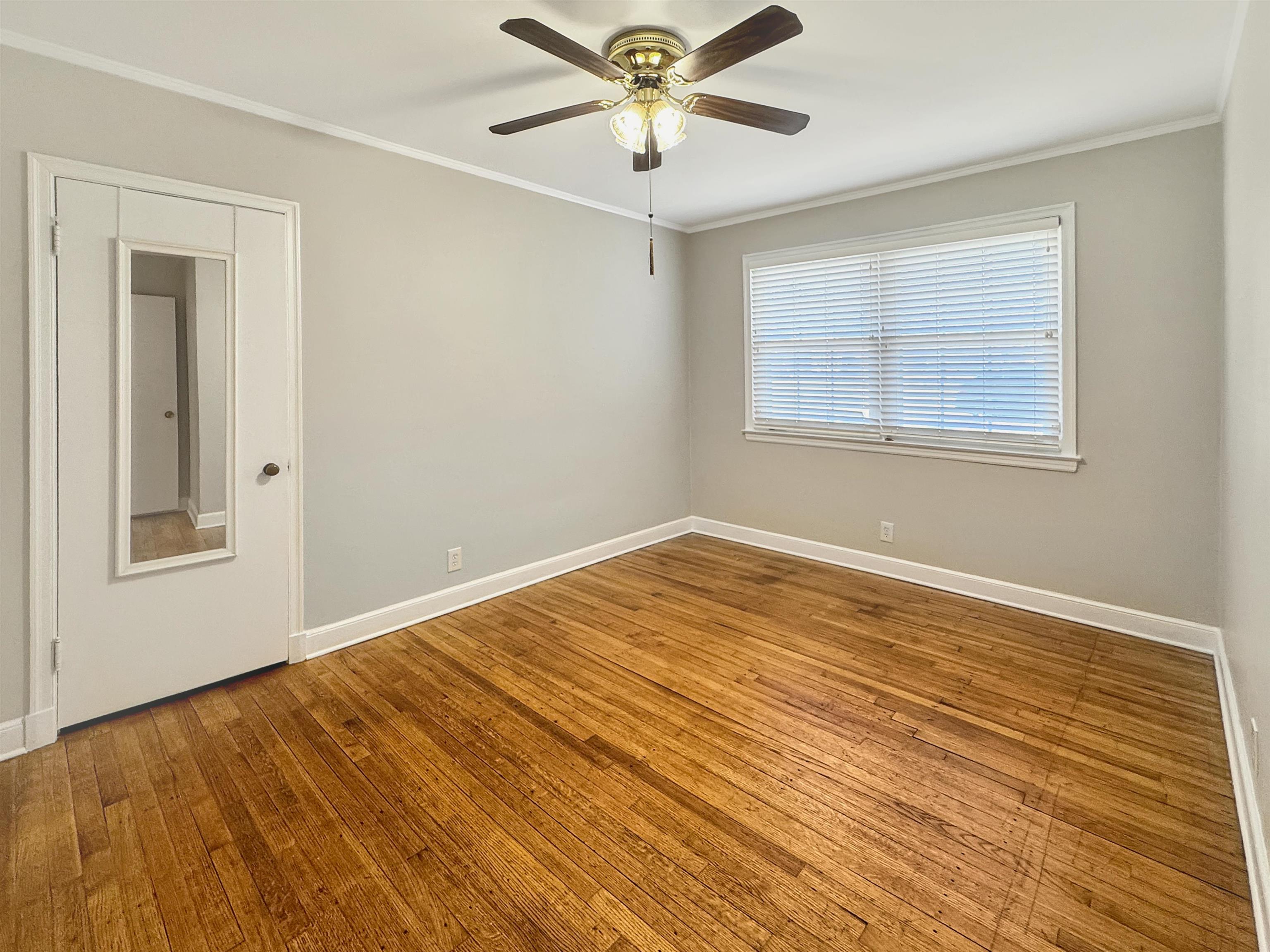 Memphis, Tennessee 38117, United States, 4 Bedrooms Bedrooms, ,3 BathroomsBathrooms,Residential,Pending,16335