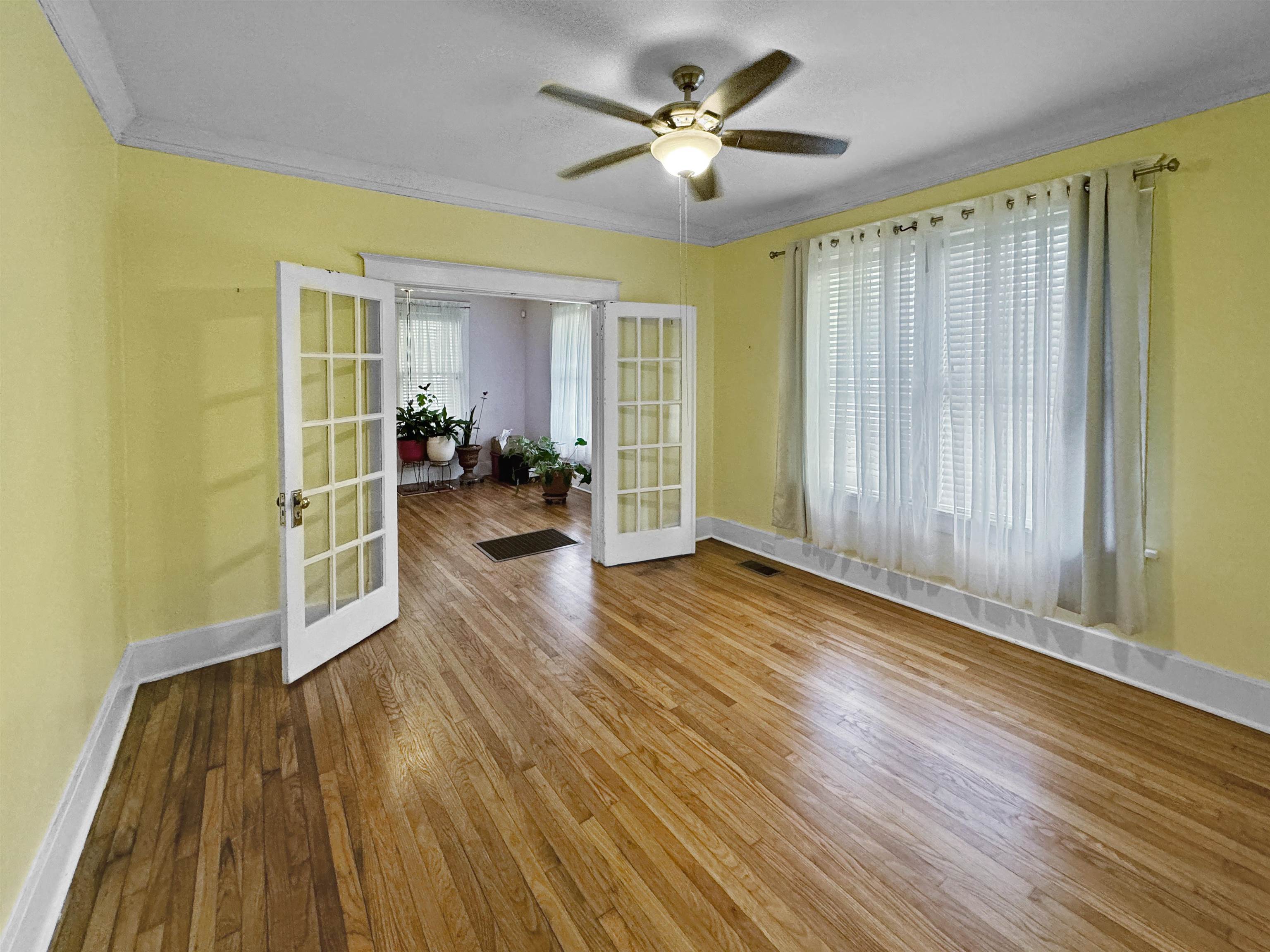 Memphis, Tennessee 38107, United States, 4 Bedrooms Bedrooms, ,3 BathroomsBathrooms,Residential,Pending,52785