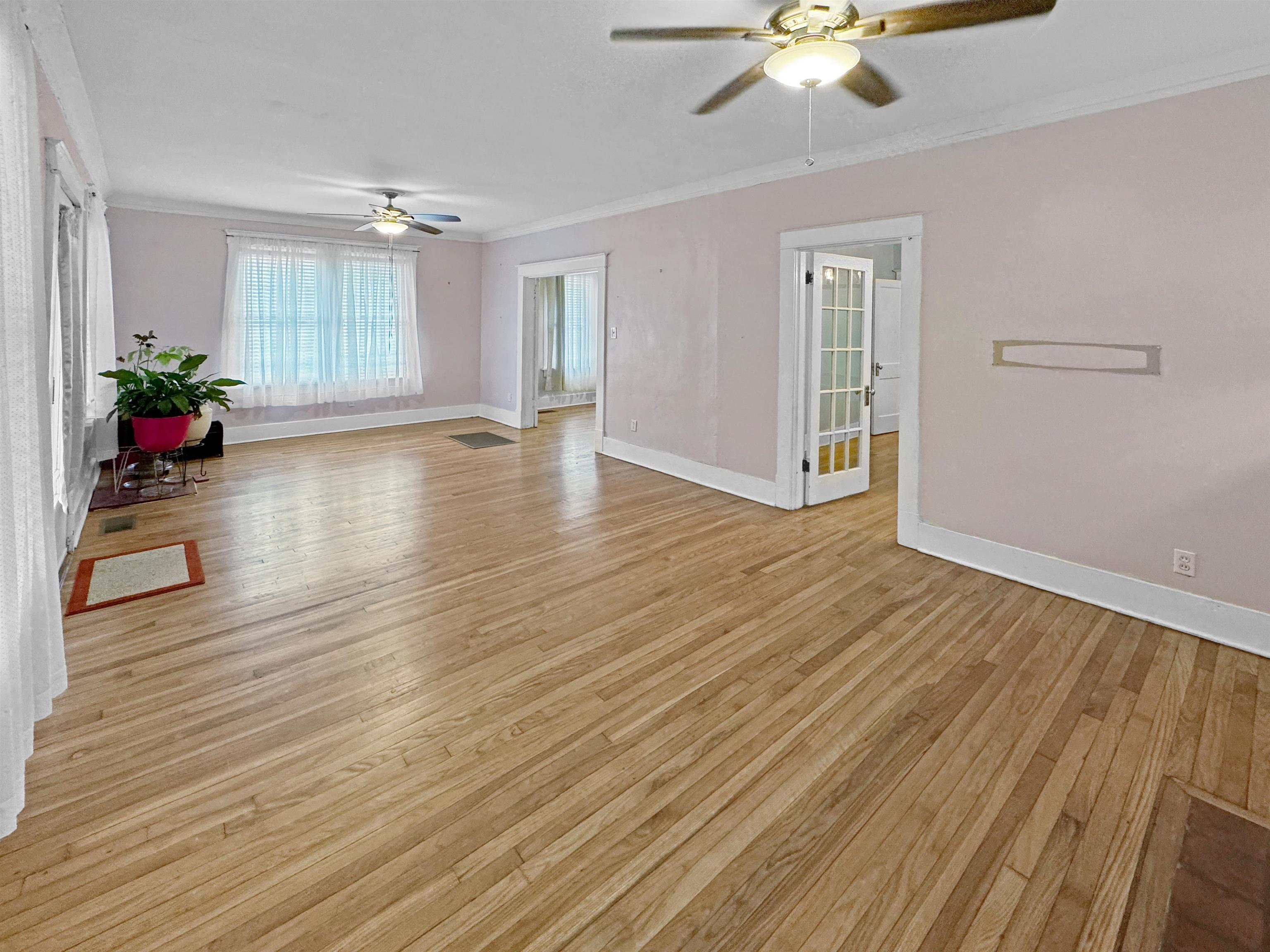 Memphis, Tennessee 38107, United States, 4 Bedrooms Bedrooms, ,3 BathroomsBathrooms,Residential,Pending,52785