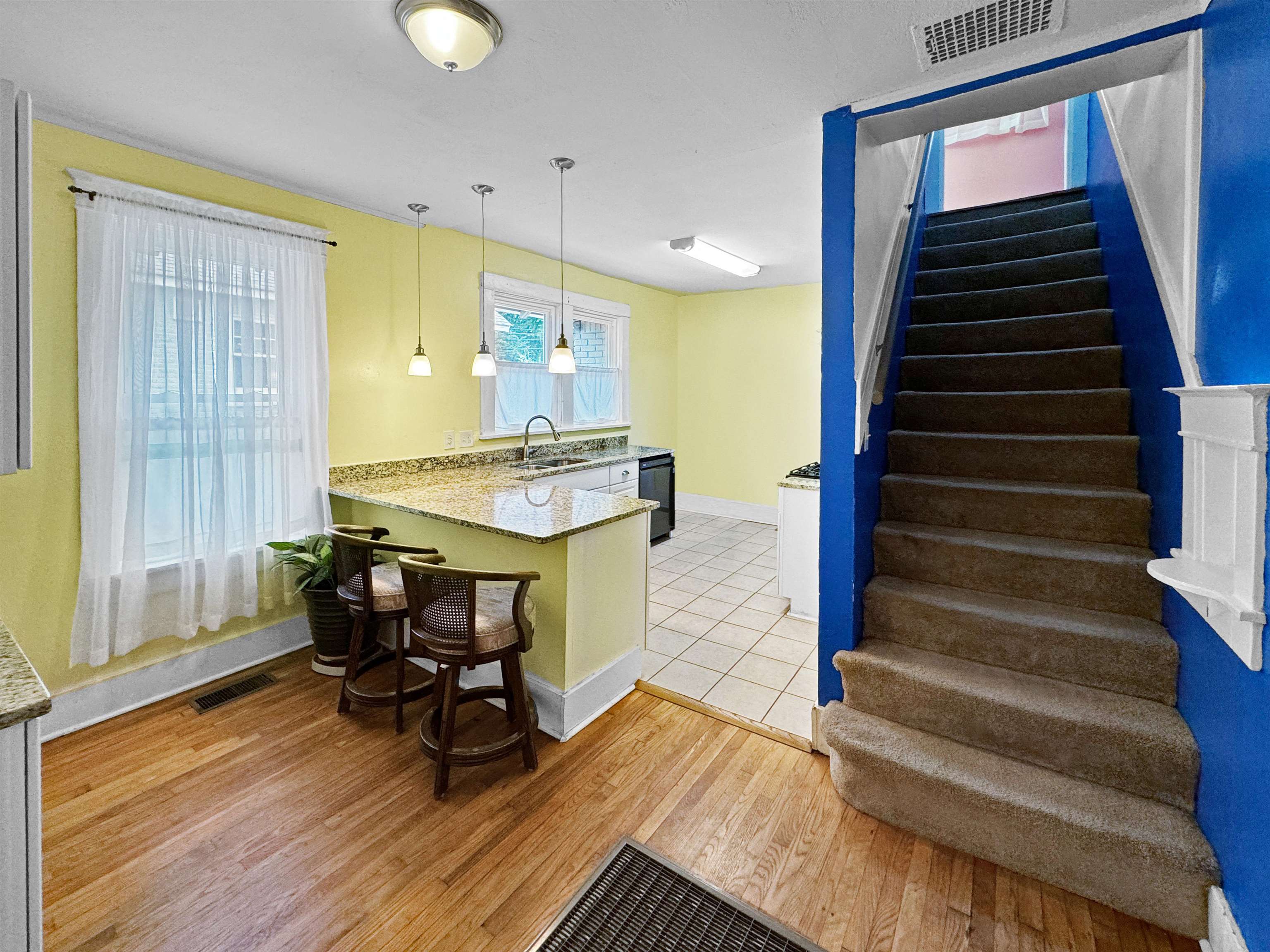 Memphis, Tennessee 38107, United States, 4 Bedrooms Bedrooms, ,3 BathroomsBathrooms,Residential,Pending,52785