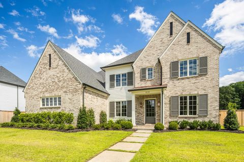 Photo of 9152 OLD GREEN LN, Germantown, TN 38138 (MLS # 10226545)