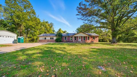 Photo of 1324 DOUBLE BRIDGES RD, Munford, TN 38058 (MLS # 10208072)