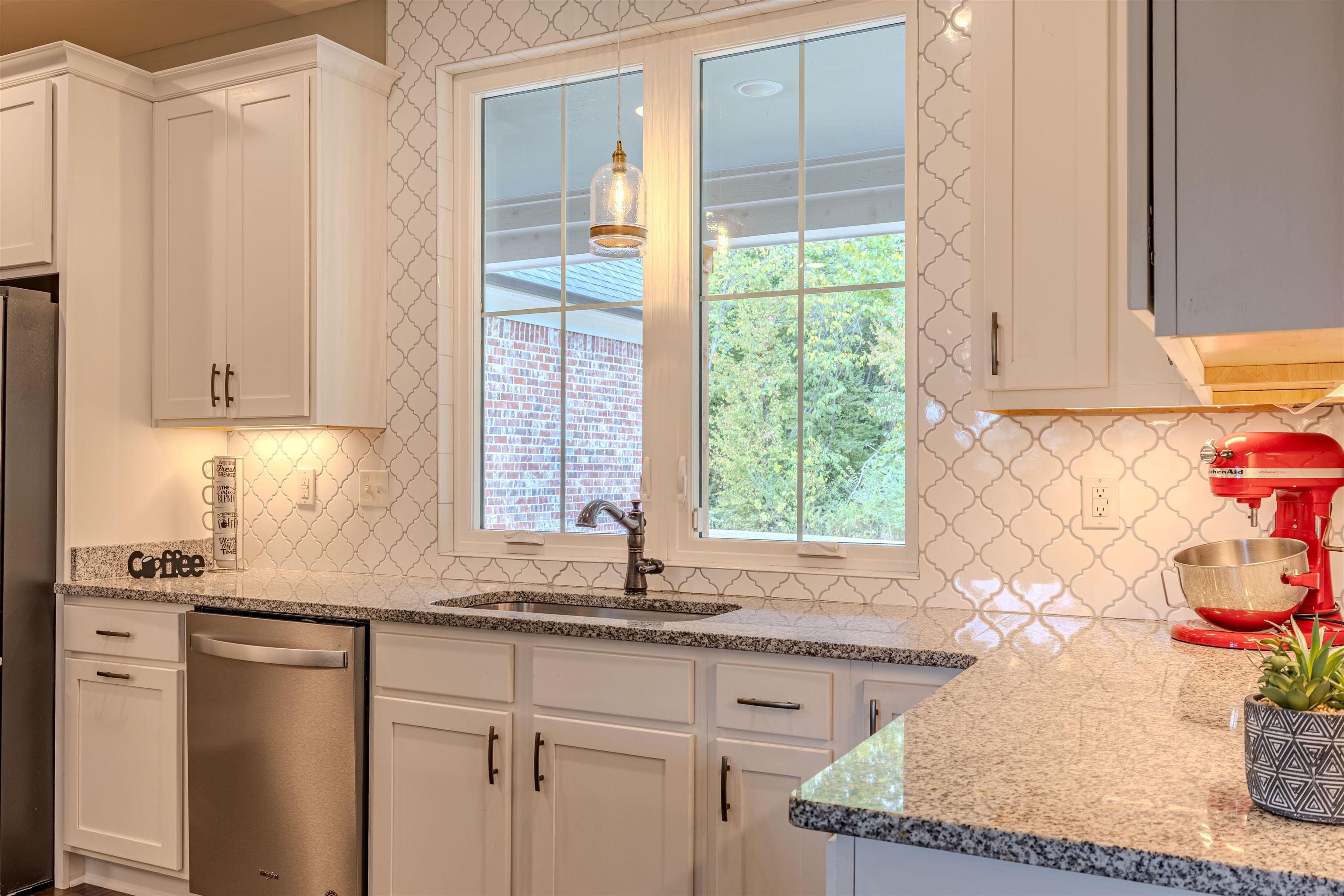 Byhalia, Mississippi 38611, United States, 4 Bedrooms Bedrooms, ,3 BathroomsBathrooms,Residential,Active,203350