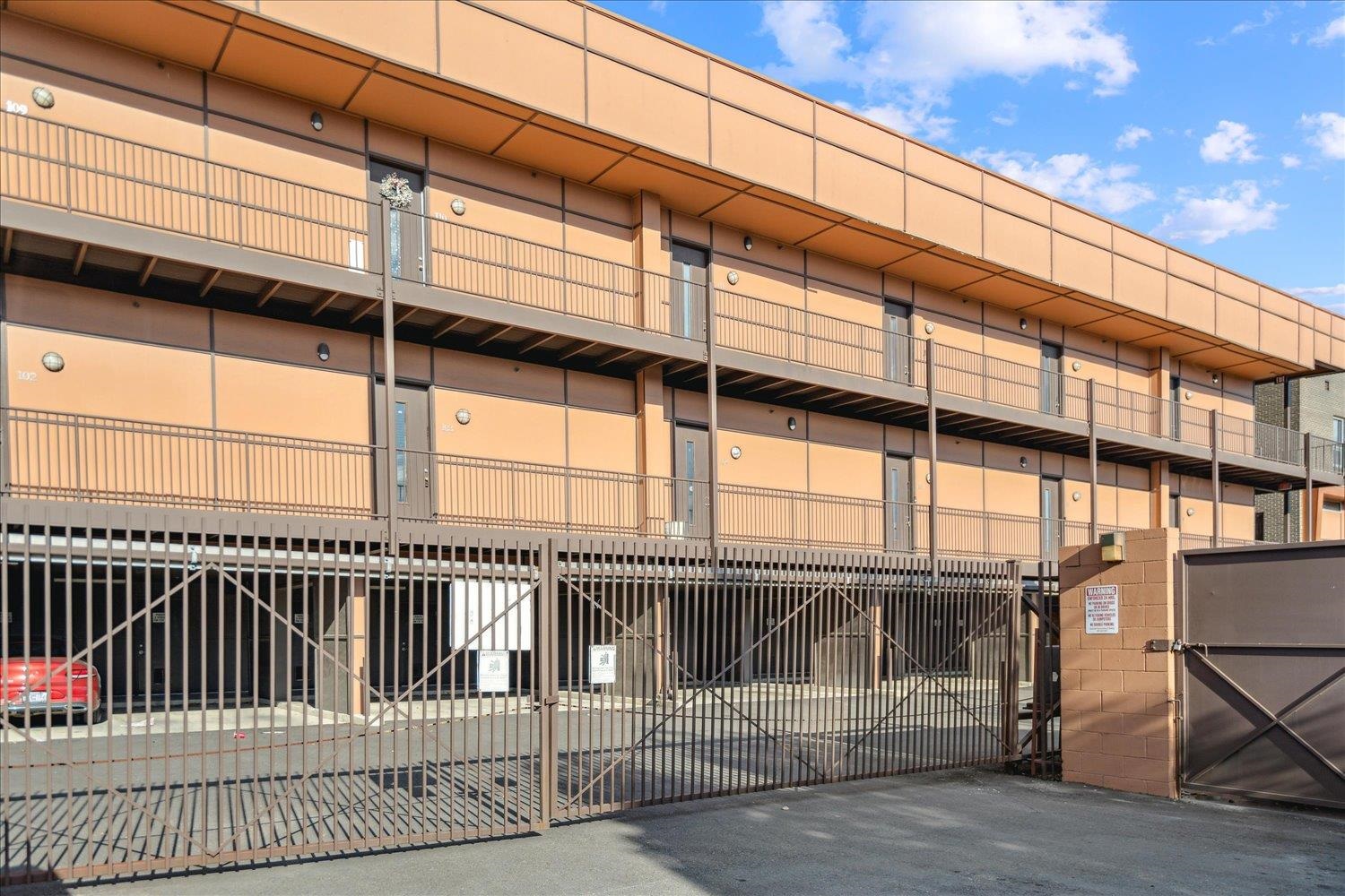 Memphis, Tennessee 38103, United States, 1 Bedroom Bedrooms, ,1 BathroomBathrooms,Residential,Pending,25226