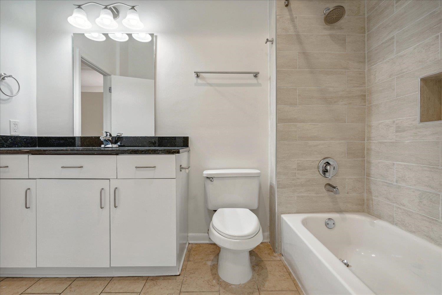 Memphis, Tennessee 38103, United States, 1 Bedroom Bedrooms, ,1 BathroomBathrooms,Residential,Pending,25226