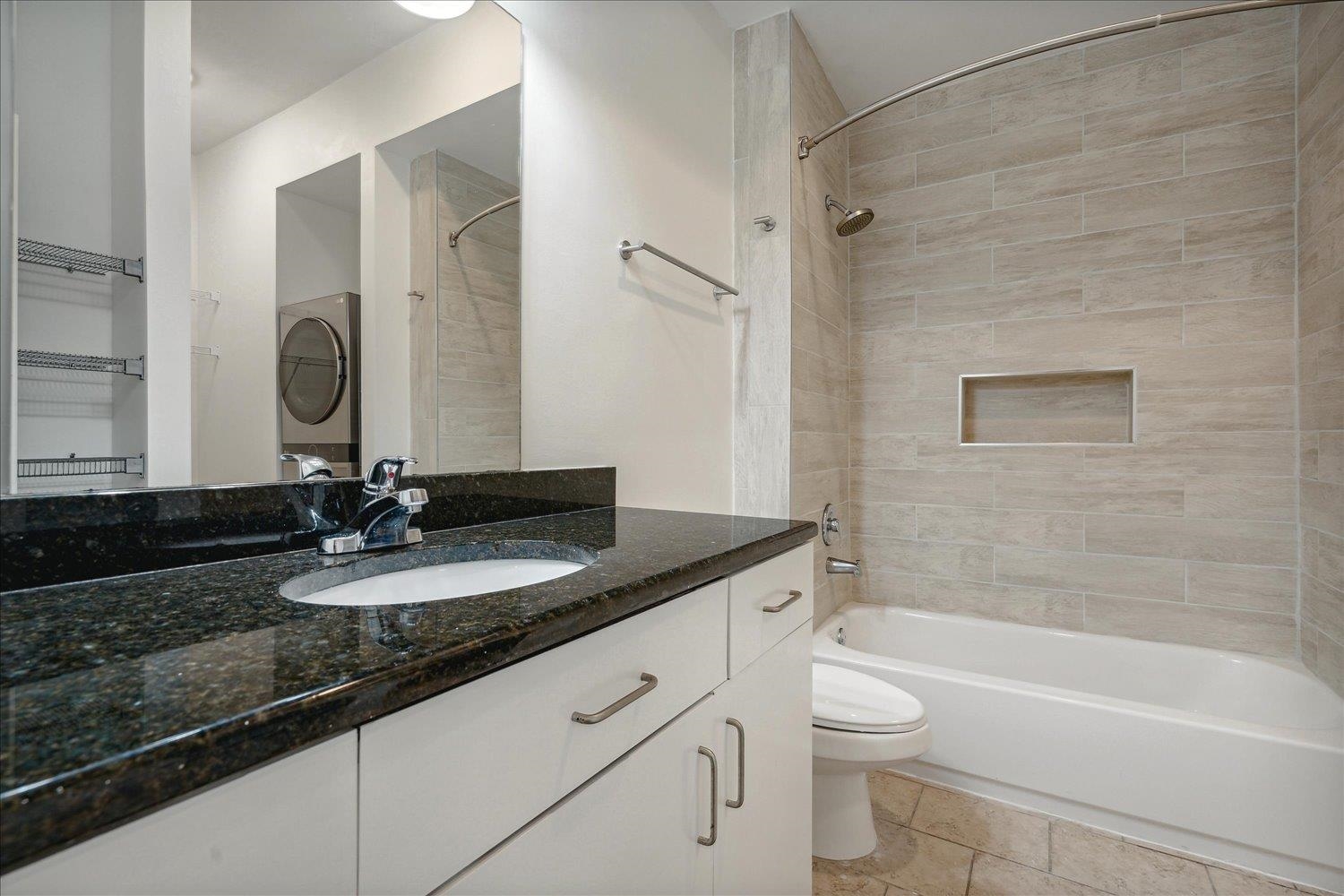 Memphis, Tennessee 38103, United States, 1 Bedroom Bedrooms, ,1 BathroomBathrooms,Residential,Pending,25226