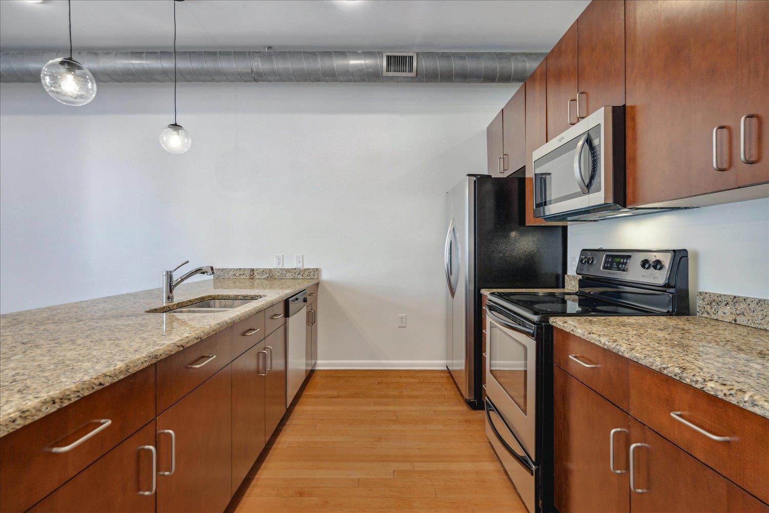 Memphis, Tennessee 38103, United States, 1 Bedroom Bedrooms, ,1 BathroomBathrooms,Residential,Pending,25226