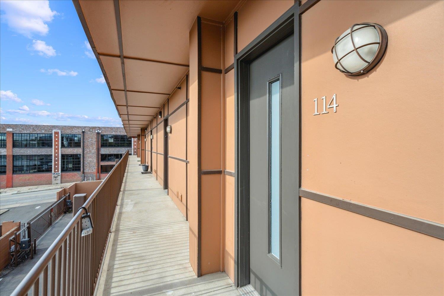 Memphis, Tennessee 38103, United States, 1 Bedroom Bedrooms, ,1 BathroomBathrooms,Residential,Pending,25226