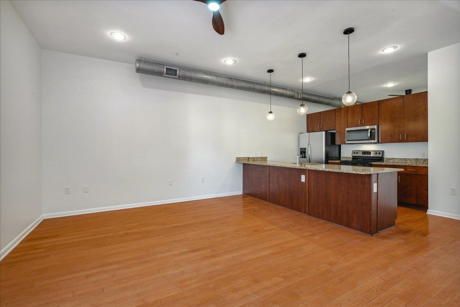 Memphis, Tennessee 38103, United States, 1 Bedroom Bedrooms, ,1 BathroomBathrooms,Residential,Pending,25226