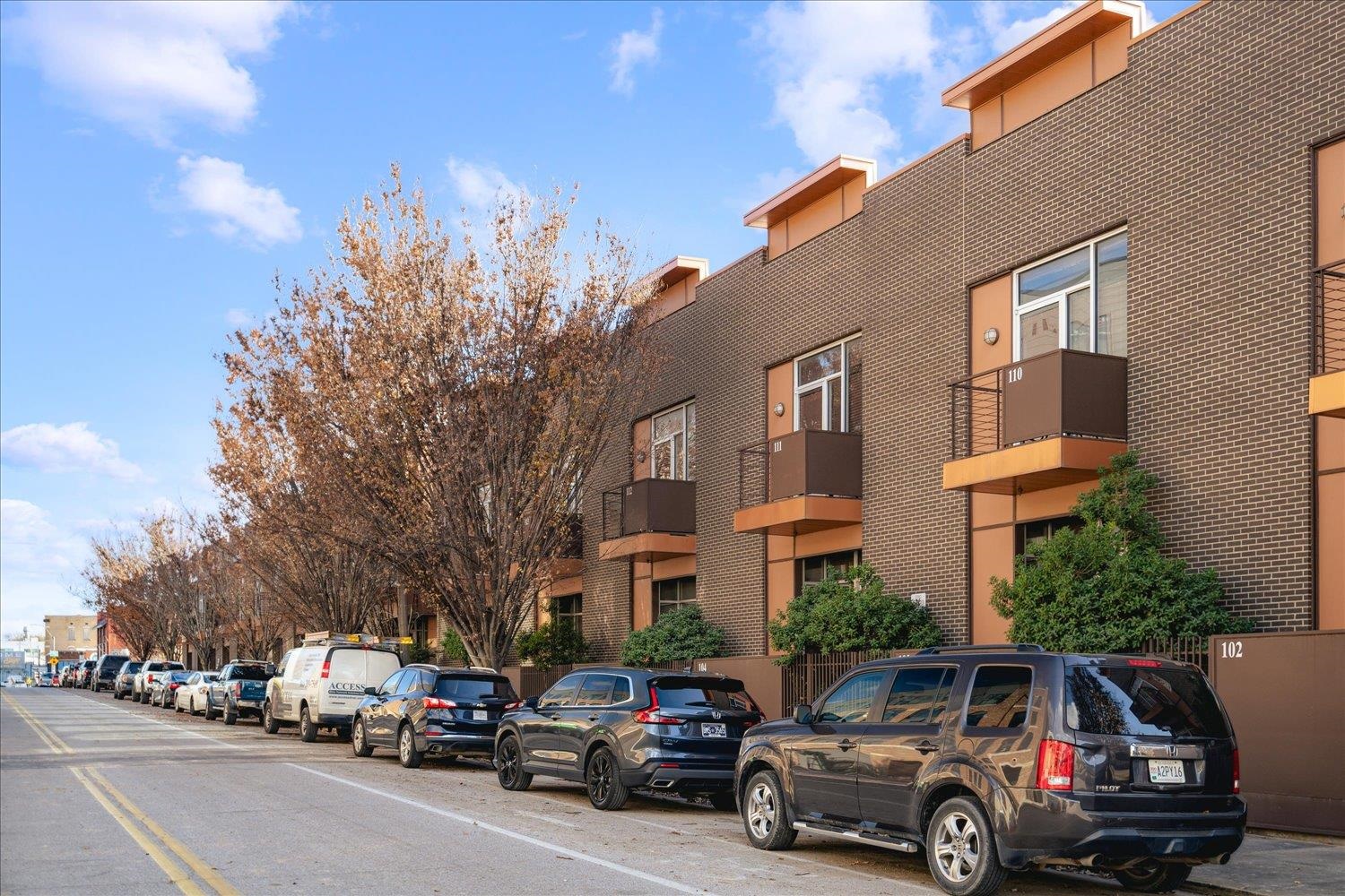 Memphis, Tennessee 38103, United States, 1 Bedroom Bedrooms, ,1 BathroomBathrooms,Residential,Pending,25226