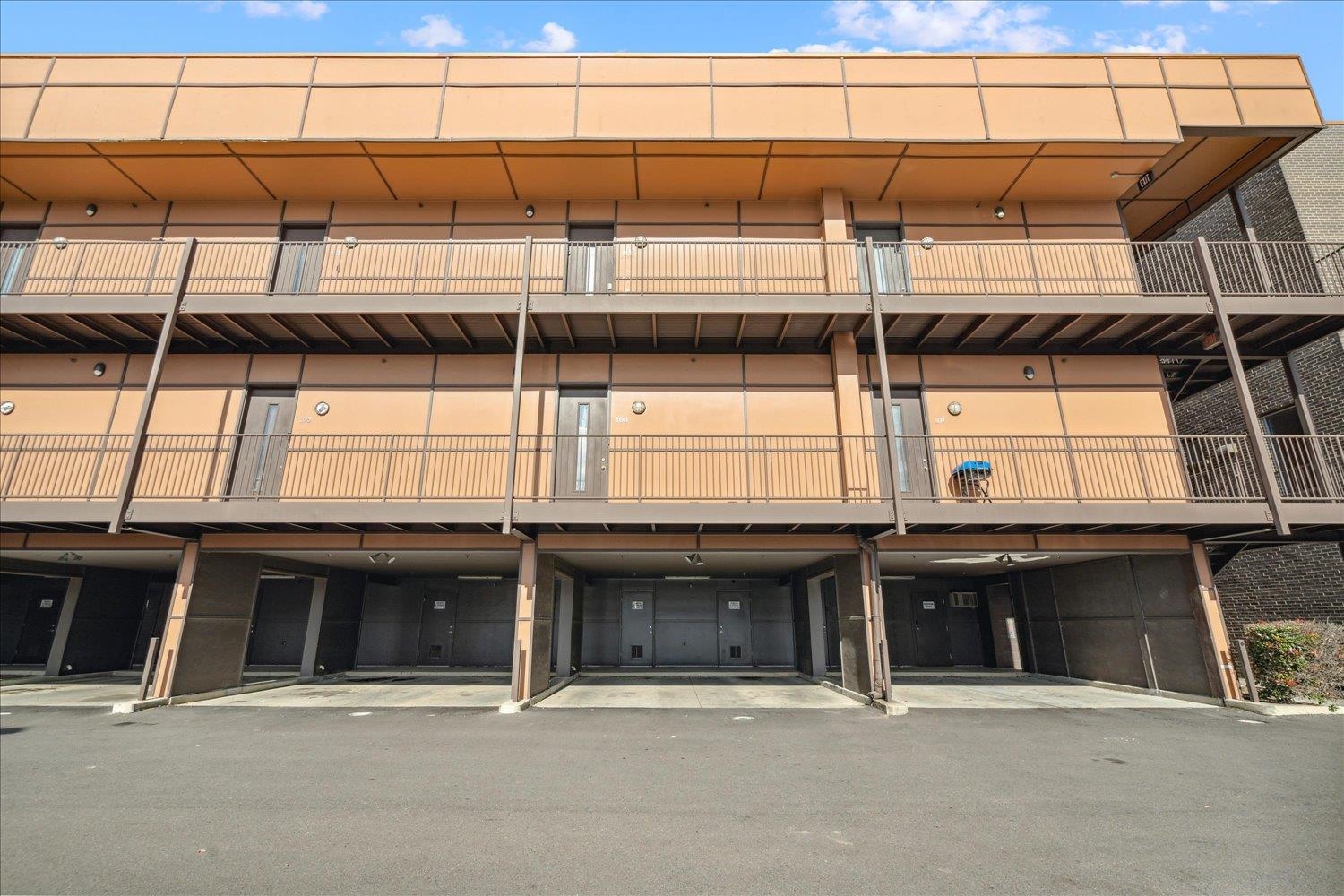 Memphis, Tennessee 38103, United States, 1 Bedroom Bedrooms, ,1 BathroomBathrooms,Residential,Pending,25226