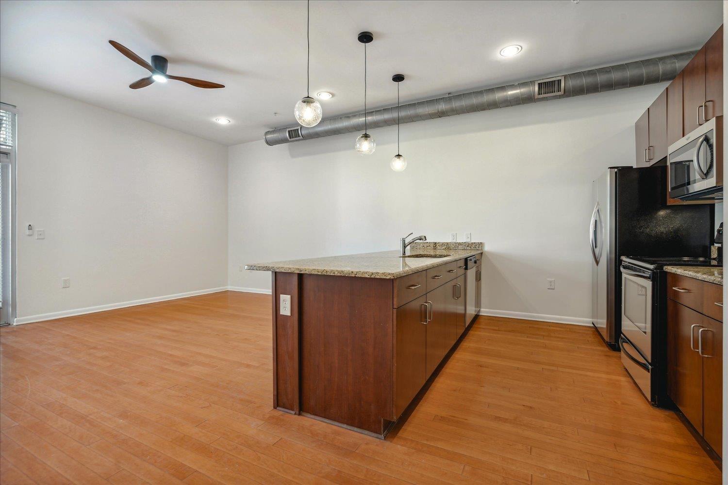 Memphis, Tennessee 38103, United States, 1 Bedroom Bedrooms, ,1 BathroomBathrooms,Residential,Pending,25226