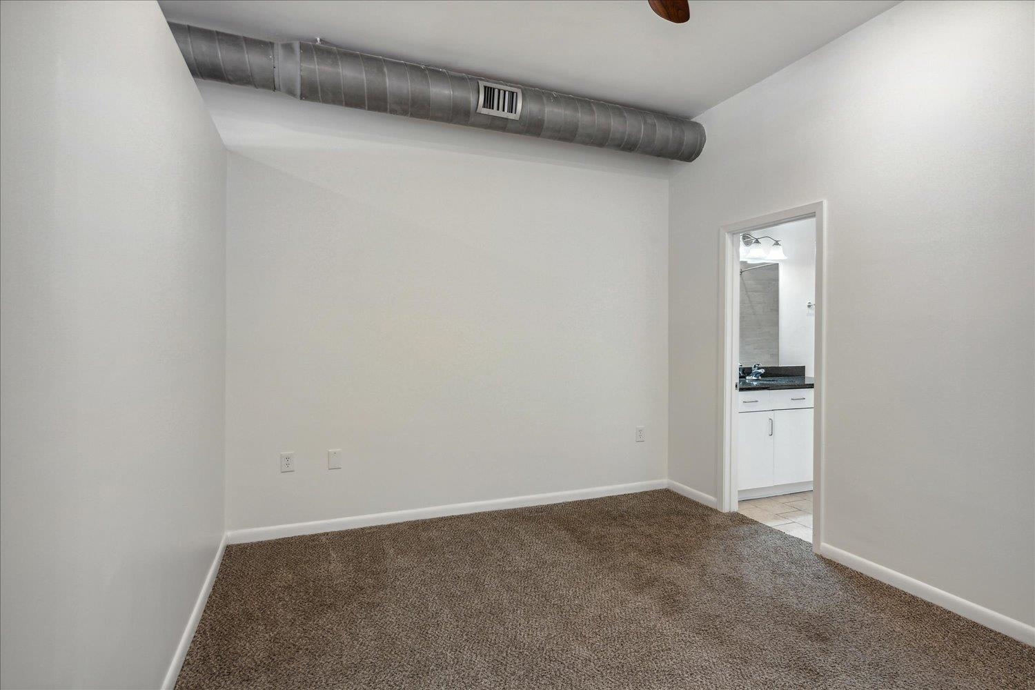 Memphis, Tennessee 38103, United States, 1 Bedroom Bedrooms, ,1 BathroomBathrooms,Residential,Pending,25226