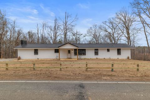 Photo of 479 COUNTY ROAD 300 (2+/- ACRES) RD, Glen, MS 38846 (MLS # 10216563)
