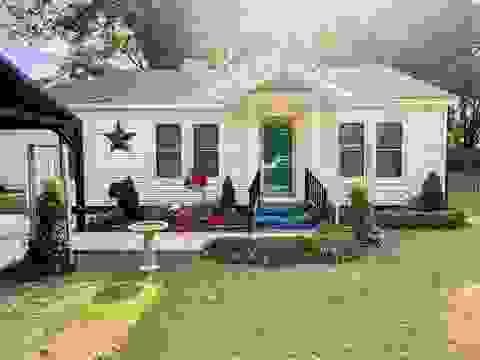 Photo of 715 MAPLE ST S, Covington, TN 38019 (MLS # 10206597)