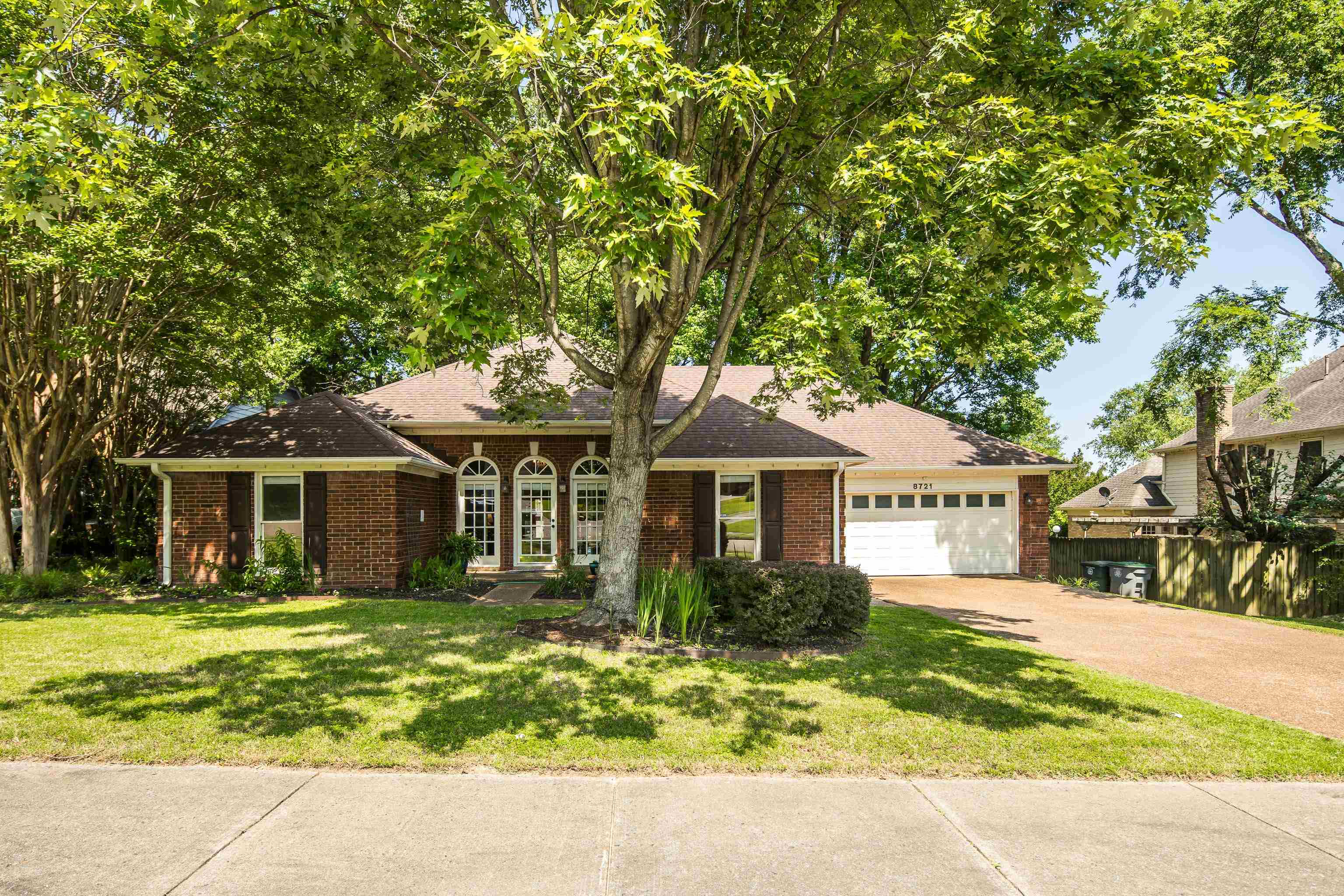 Cordova, Tennessee 38016, United States, 4 Bedrooms Bedrooms, ,3 BathroomsBathrooms,Residential,Pending,137587