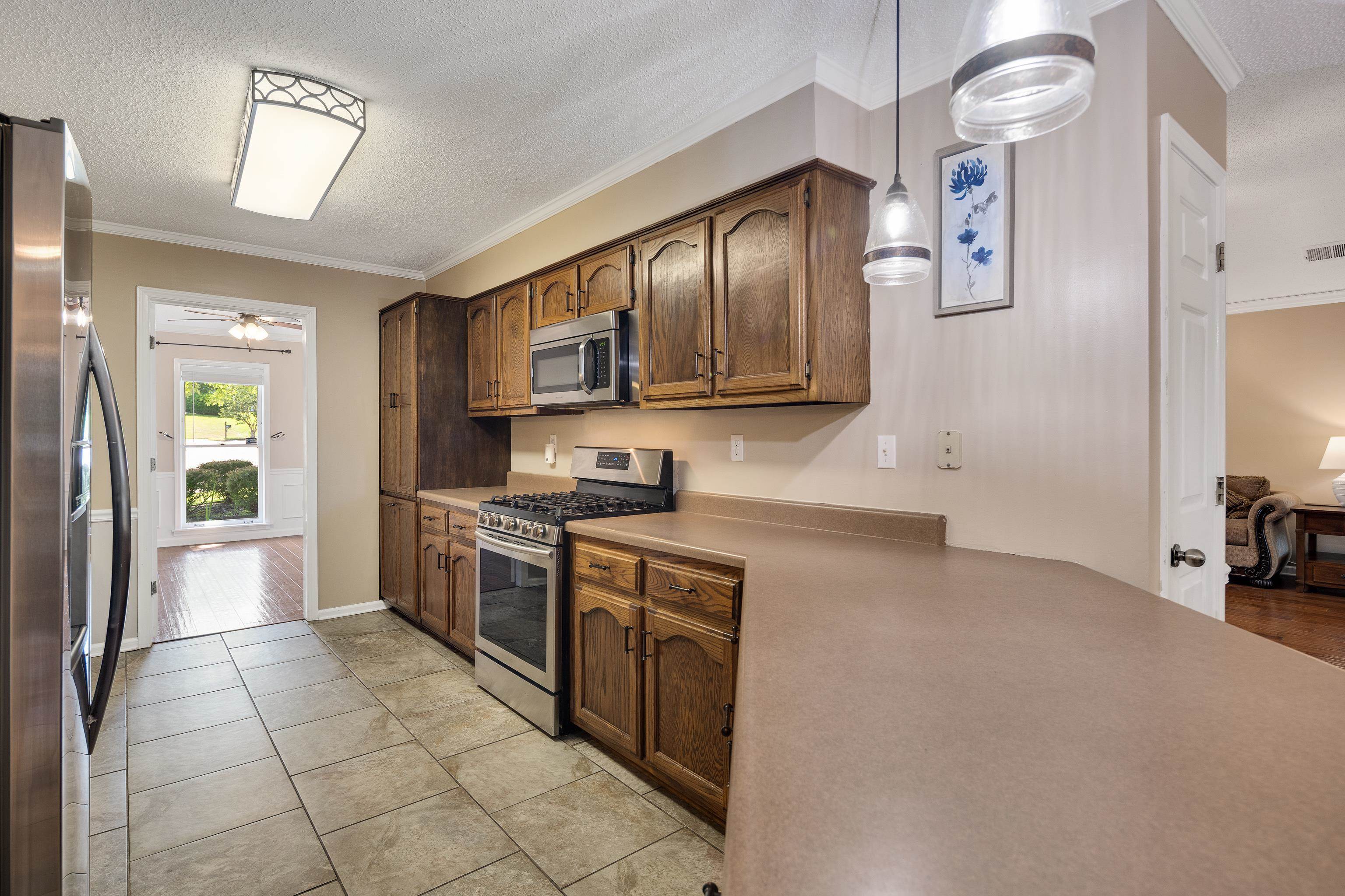 Cordova, Tennessee 38016, United States, 4 Bedrooms Bedrooms, ,3 BathroomsBathrooms,Residential,Pending,137587