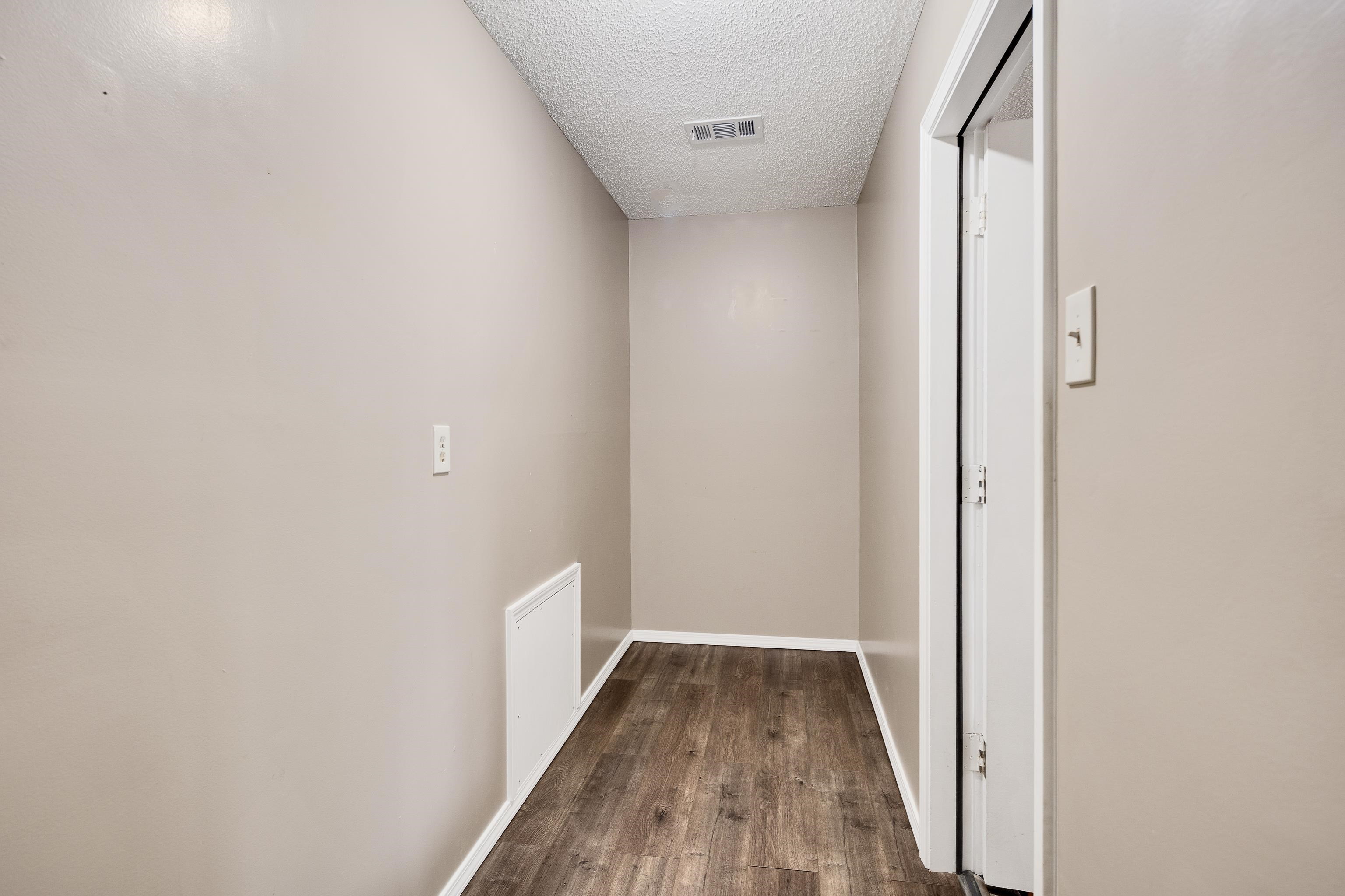 Cordova, Tennessee 38016, United States, 4 Bedrooms Bedrooms, ,3 BathroomsBathrooms,Residential,Pending,137587