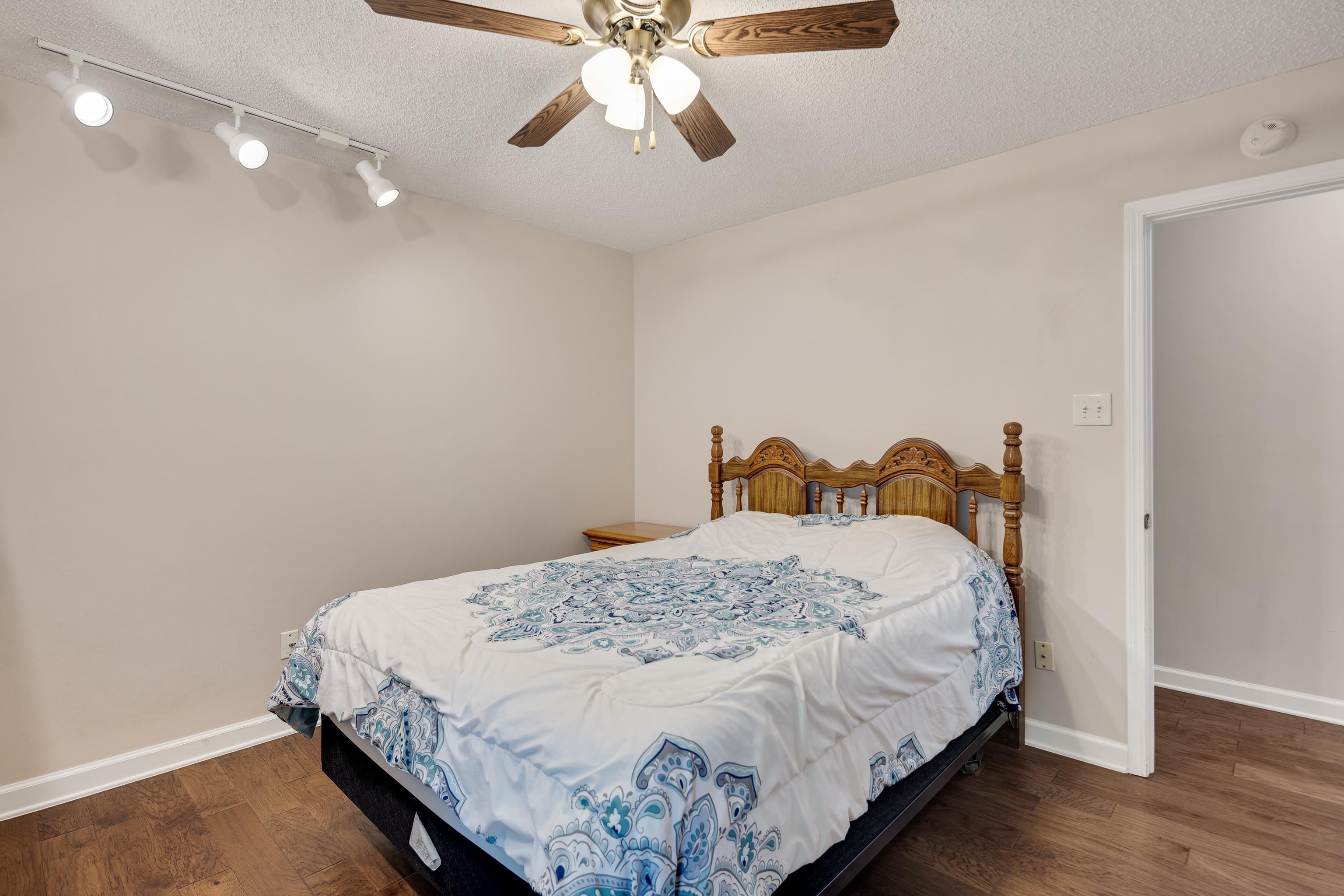 Cordova, Tennessee 38016, United States, 4 Bedrooms Bedrooms, ,3 BathroomsBathrooms,Residential,Pending,137587