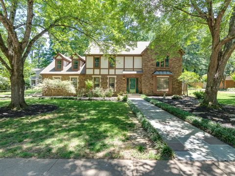 Photo of 2598 OVERLOOK DR, Germantown, TN 38138 (MLS # 10224005)