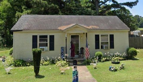 Photo of 640 W THOMAS ST, Brownsville, TN 38012 (MLS # 10212256)