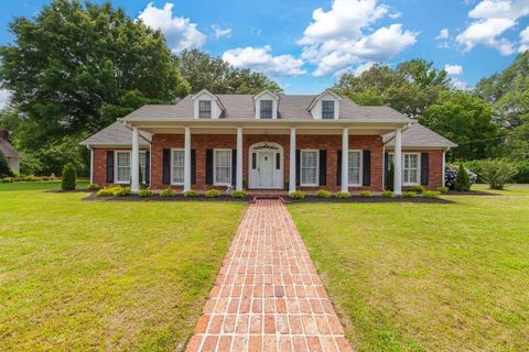 Photo of 915 LEE AVE, Brownsville, TN 38012 (MLS # 10207671) Photo of 915 LEE AVE, Brownsville, TN 38012 (MLS # 10207671)