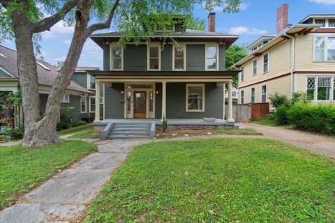 Photo of 1682 LAWRENCE AVE, Memphis, TN 38112 (MLS # 10212828)