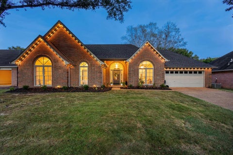 Photo of 852 JOE DR, Collierville, TN 38017 (MLS # 10231145)