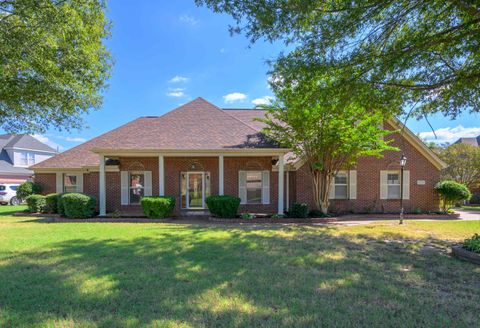 Photo of 6658 INDIGO LAKE DR, Olive Branch, MS 38654 (MLS # 10208471)