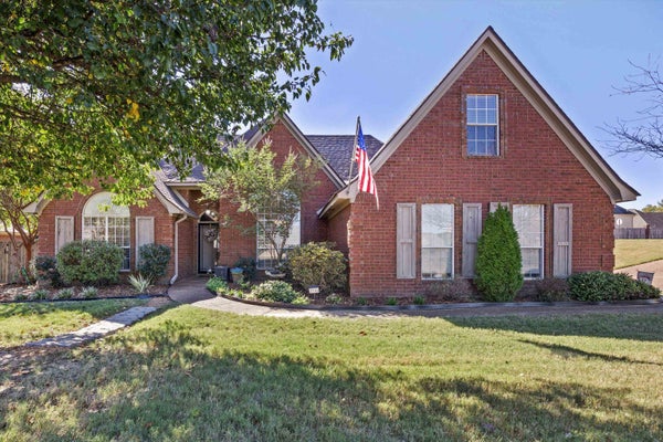7735 SHADOW ELM LN, BARTLETT, TN 38002 - Image b9fefaa95a2e1a81e45a2fc962a790f4/4119681938