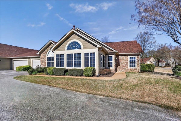 1693 E SOUTHFIELD CIR, CORDOVA, TN 38016 - Image ba058050ea44677ae1a3fced9ccb0bfd/3103827532