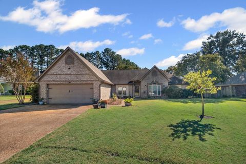 Photo of 8493 STONEWOOD CV E, Cordova, TN 38018 (MLS # 10207805)