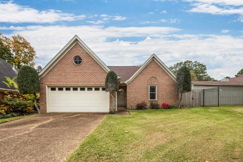 Photo of 3119 BRANDON WAY LN, Lakeland, TN 38002 (MLS # 10209530)