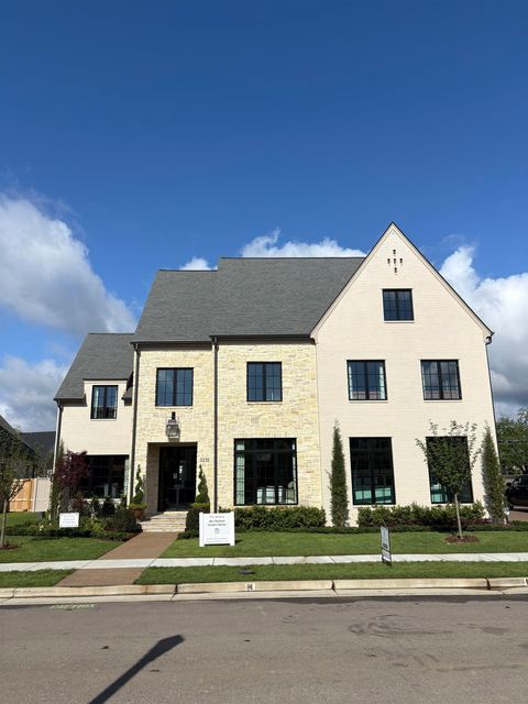 Photo of 3235 CADDIS LN, Germantown, TN 38139 (MLS # 10185809)