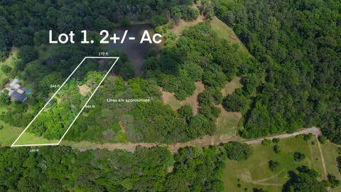 Photo of LOT 1 WOODLAWN RD, Byhalia, MS 38611 (MLS # 10199420)